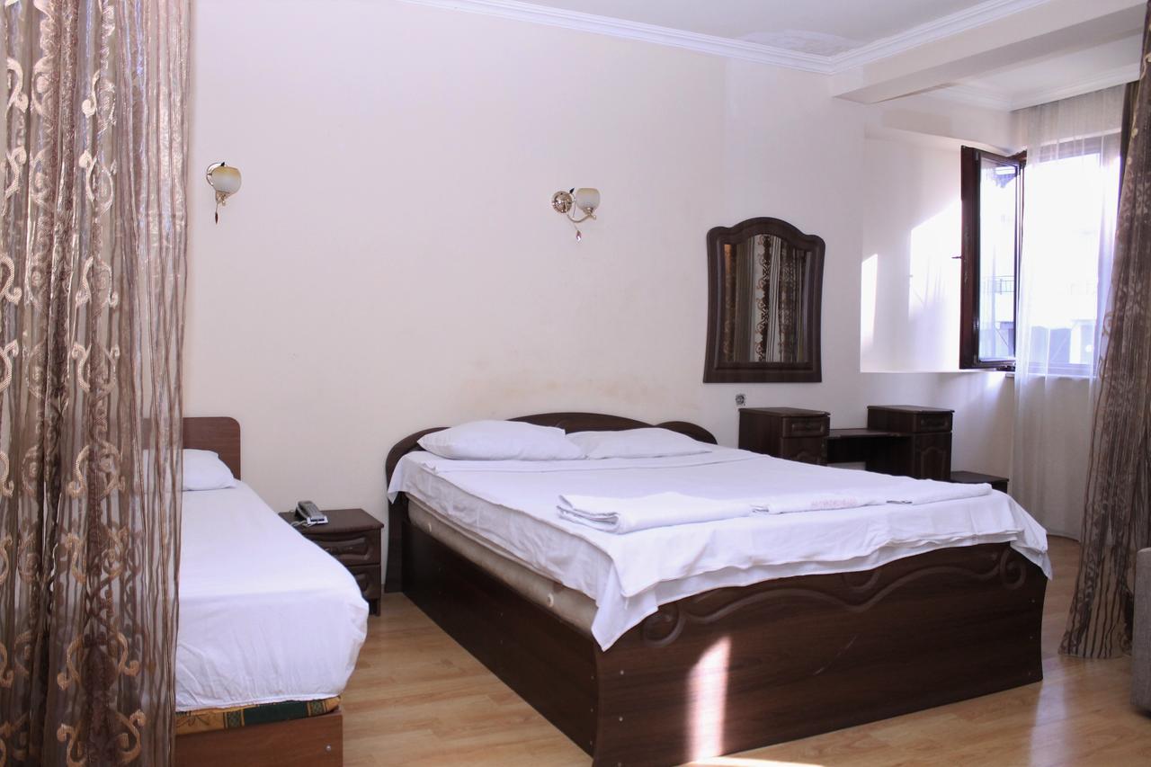 Hotel Hayat Батумі Екстер'єр фото