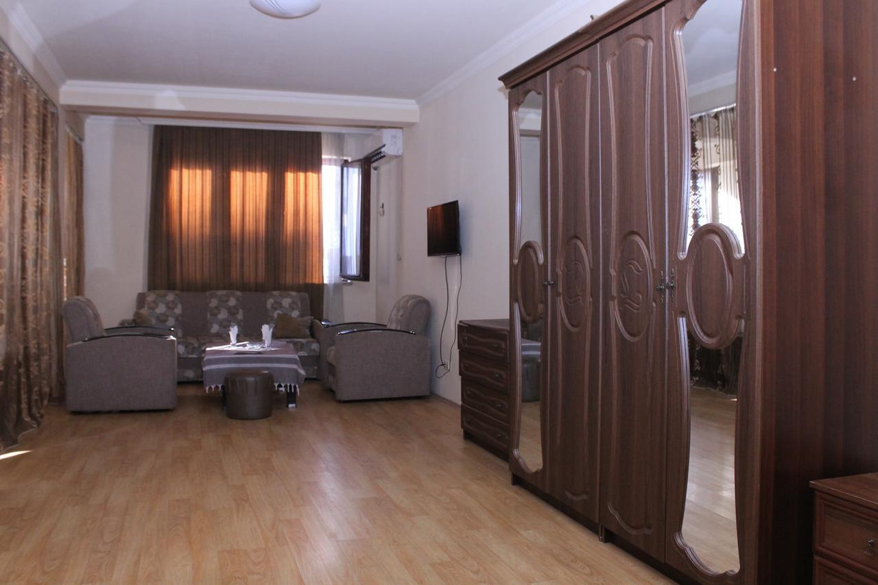 Hotel Hayat Батумі Екстер'єр фото