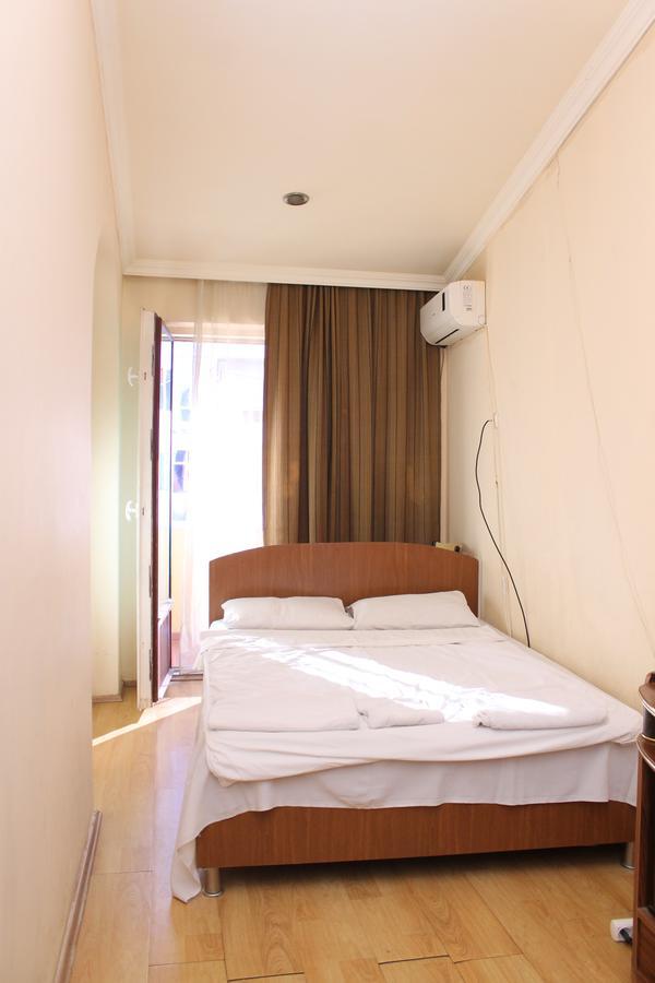 Hotel Hayat Батумі Екстер'єр фото